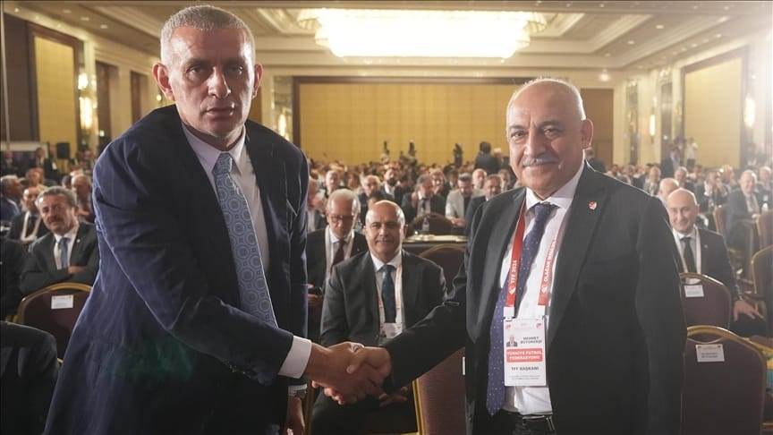 FUTBOL BAŞKANINI SEÇİYOR