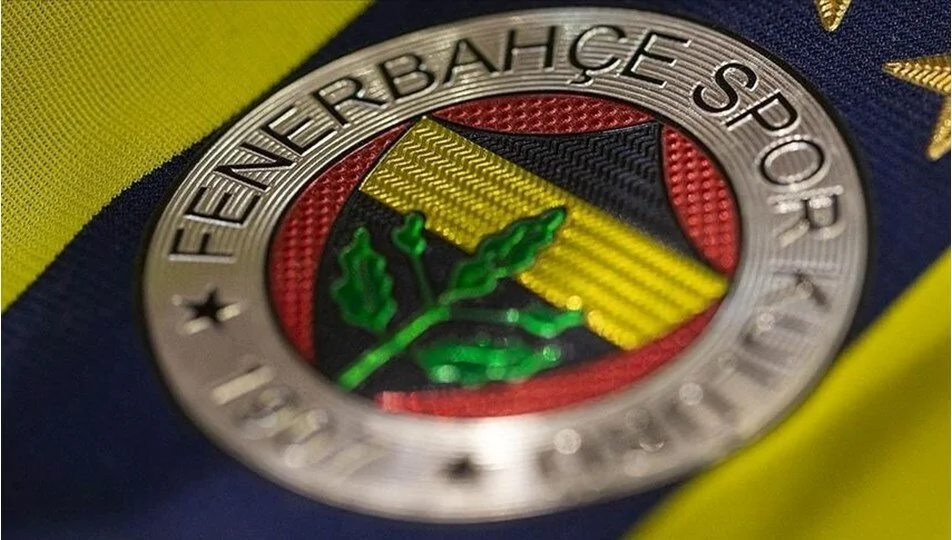 HAMDİ ULUKAYA FENERBAHÇE’YE SPONSOR OLDU