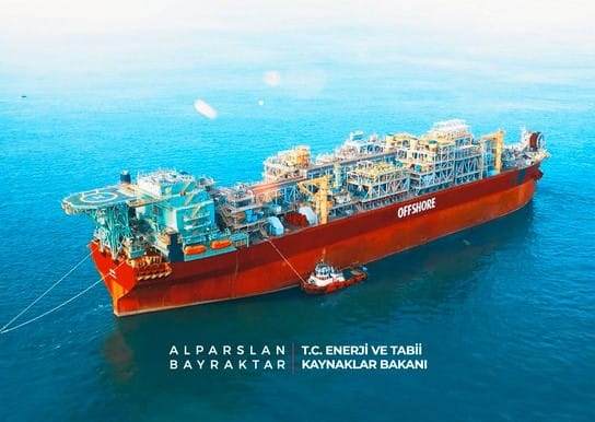 Doğalgaz Üretim Platformu Yola Çıktı