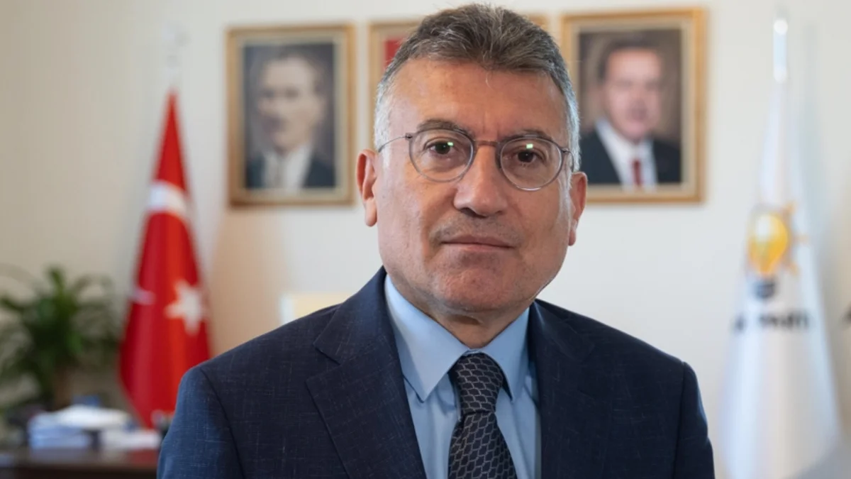 Emeklilik sistemi değişiyor mu? Çalışma saatleri düşürülecek mi? AK Parti’den açıklama geldi….