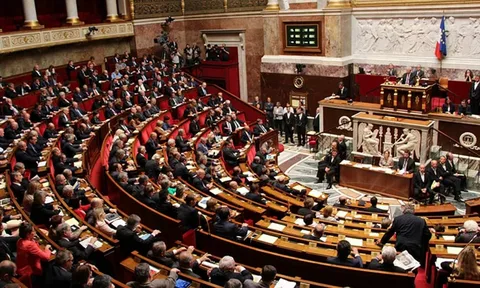 Fransız Milletvekillerinden Varlık Vergisine Onay