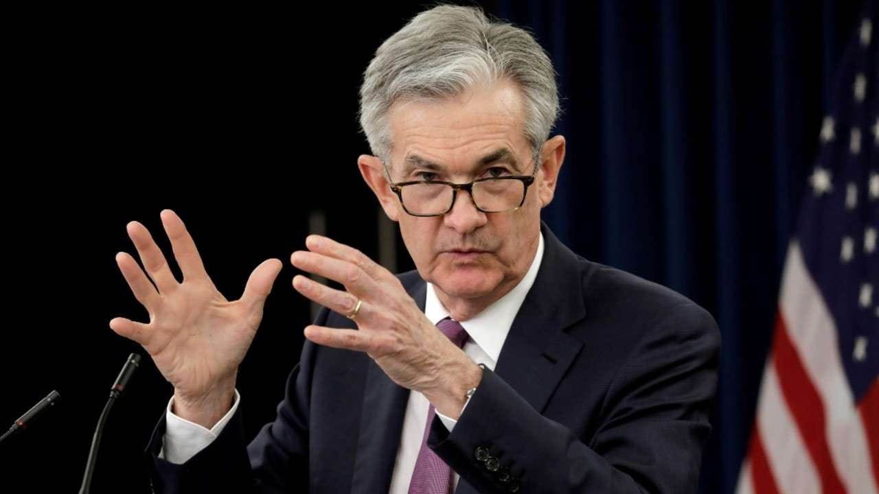 FED BAŞKANI POWELL: EKONOMİ HEDEFLERİMİZDEN UZAKLAŞIYOR, BELİRSİZLİKLER ARTIYOR