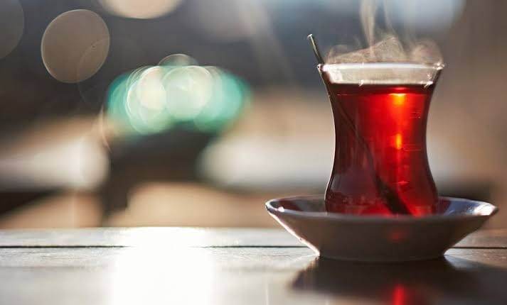 BİR BARDAK ÇAY KAÇ TL OLABİLİR?