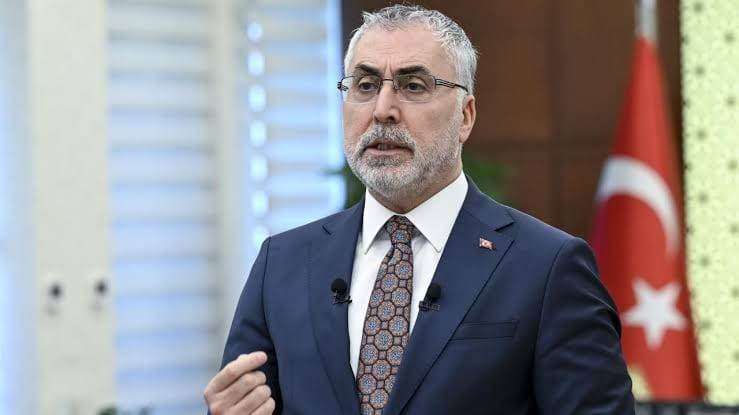 Emekli Maaşları İle İlgili Bakan Vedat Işıkhan’dan Açıklama Geldi