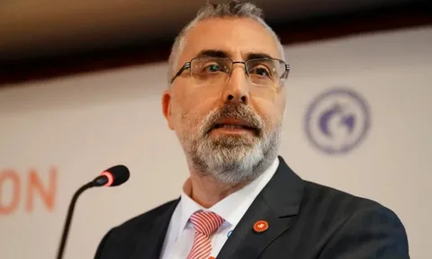 Çalışma Bakanı Vedat Işıkhan: Emekli Maaş Zammı İle İlgili Konuştu