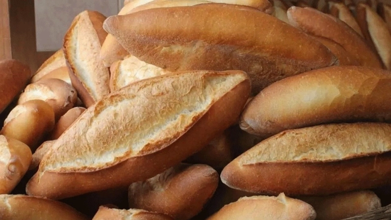 5 TL’LİK EKMEK FİYATI O İLİ BİR BİRİNE DÜŞÜRDÜ: BAZI FIRINCILAR DURUMDAN RAHATSIZ