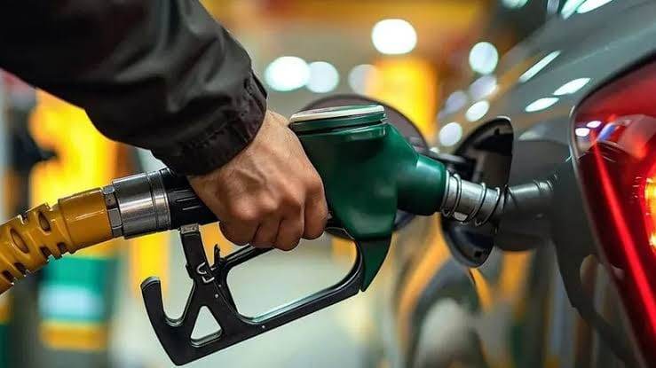 MOTORİN VE BENZİNE BÜYÜK GÜNCELLEME GELİYOR: 16 OCAK’TAN İTİBAREN GEÇERLİ