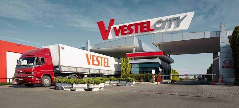 VESTEL’DE RAMAZAN TEBRİĞİ KRİZİ BÜYÜYOR! CEO ERGÜN GÜLER VE CEM KÖKSAL ARASINDAKİ GERİLİM SOSYAL MEDYADA GÜNDEM OLDU