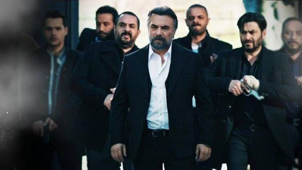 Raci şaşmaz neden battı? “Eşkıya dünyaya hükümdar olmaz” neden bitti? Denge Holding bu işlerin neresinde? 3 IMG 3606