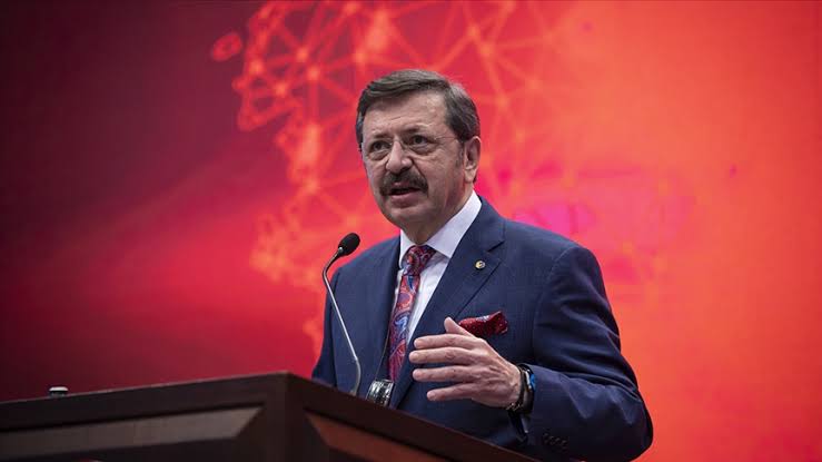 Rifat Hisarcıklıoğlu: “KOBİ’lerin Ayağına Pranga Vuruluyor”