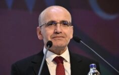 Bakan Şimşek Londra’da yoğun ikili görüşmeler gerçekleştiriyor