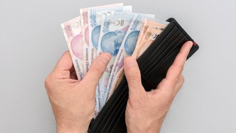 Bayram ikramiyesi ödeme tarihi: Dul ve yetimlere oranına göre ödeme gerçekleştirilecek.