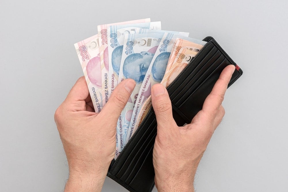 Bayram ikramiyesi ödeme tarihi: Dul ve yetimlere oranına göre ödeme gerçekleştirilecek.