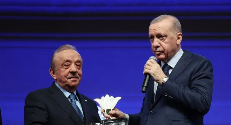 Cengiz Holding inşaattan vazgeçti, dikkatini oraya çevirdi.