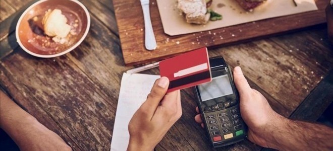 Danıştay, yemek kartı yardımlarının SGK priminden muaf olduğunu onayladı.
