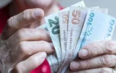 EMEKLİ BAYRAM İKRAMİYESİ TARİHİ BELLİ OLDU MU?HESAPLARA NE KADAR YATACAK?