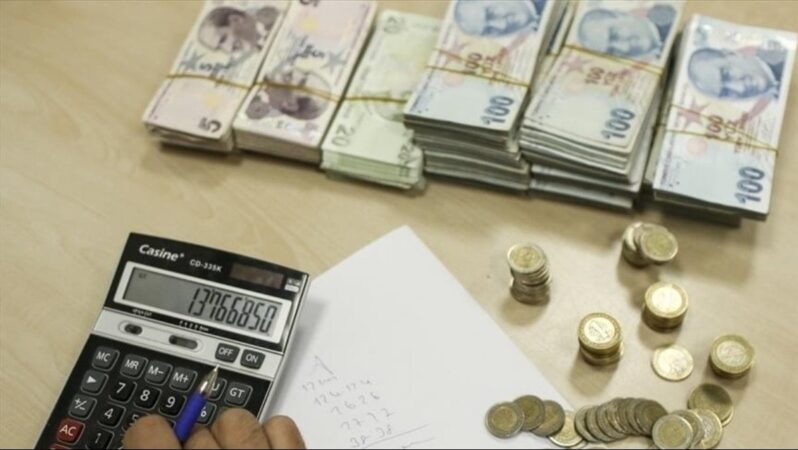 En düşük emekli maaşı ve asgari ücrete ek zam yapılacak mı? İşte kulislerdeki iddialar