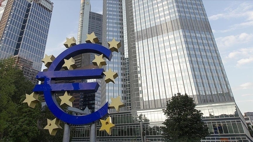 Euro Bölgesi’nde kamu tahvili faiz oranları arttı