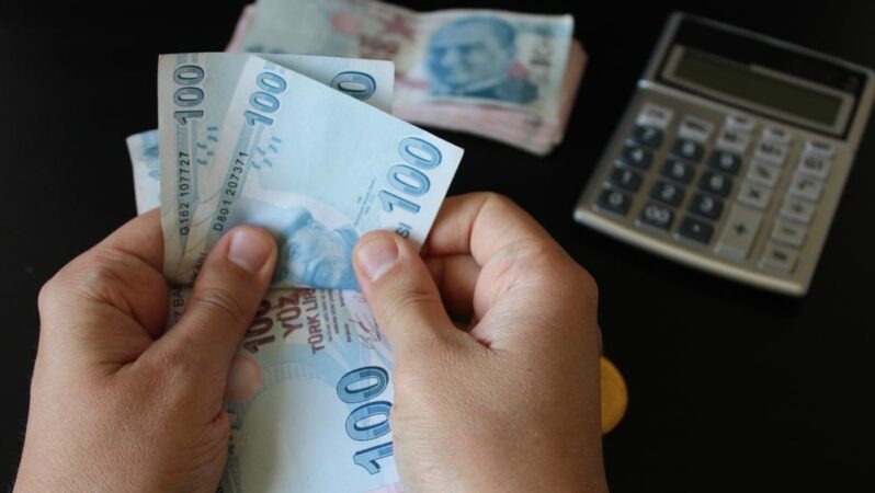 Kredi faizlerinde ‘bekleme’ süreci başladı: 100 bin TL için güncel ödeme planı