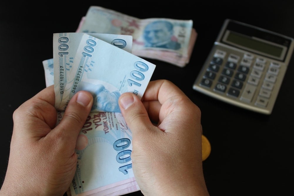 Kredi faizlerinde ‘bekleme’ süreci başladı: 100 bin TL için güncel ödeme planı