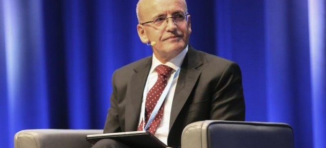 Mehmet Şimşek: Düşük finansal okuryazarlığa sahip bireyler manipülasyona daha yatkındır.