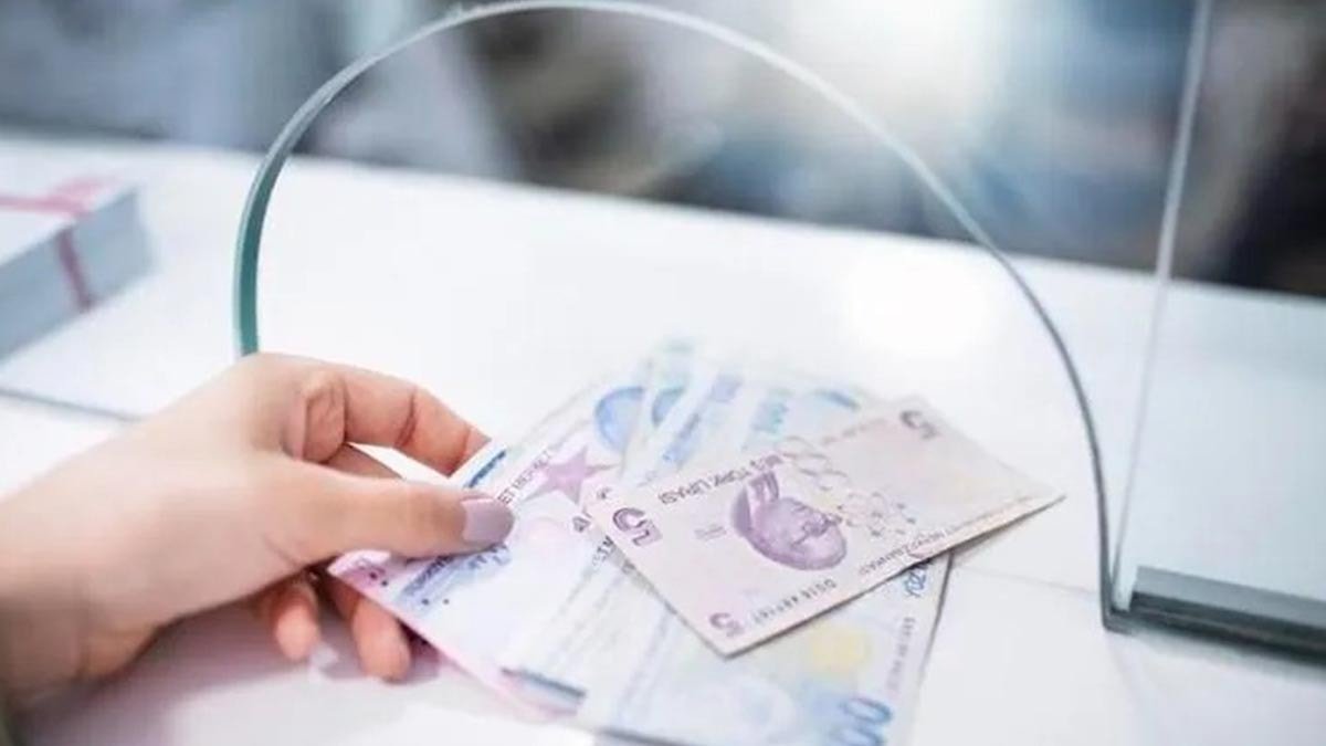 86 Milyonun cebinden her saniye 271 Bin lira çıkmakta.