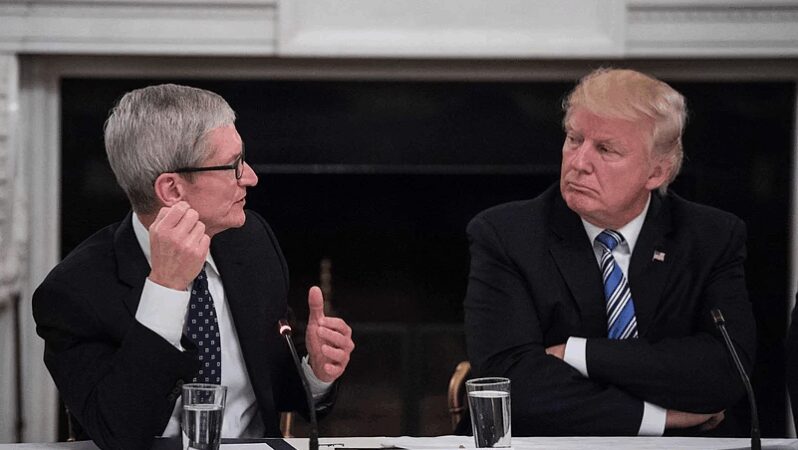 Trump’tan Apple’a meydan okuma: Hindistan’da değil, Amerika’da üret!