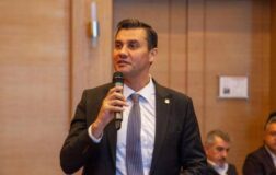 Son Dakika | Manisa Büyükşehir Belediye Başkanı Ferdi Zeyrek Elektrik Çarpması Sonucu Hastaneye Kaldırıldı