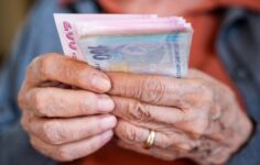 Bakan Işıkhan cevapladı: En düşük emekli maaşına artış yapılacak mı?
