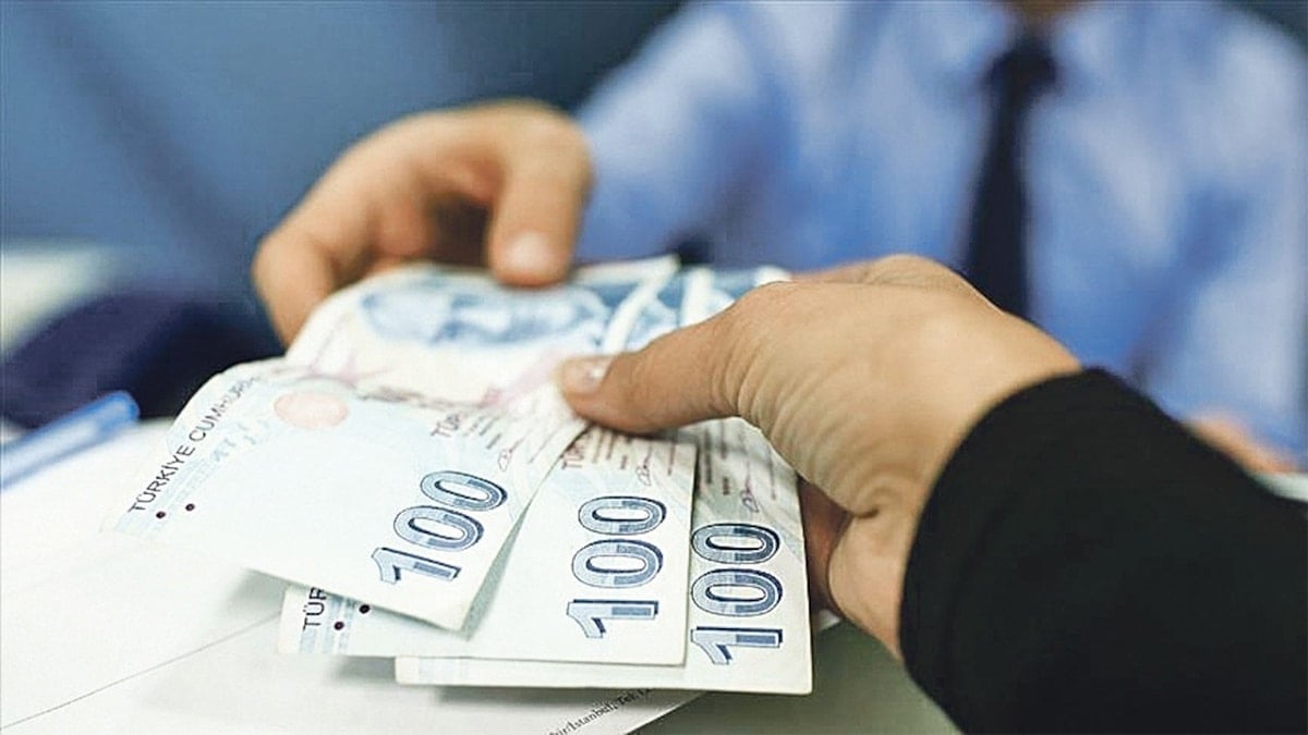 Bakanlık, fahiş fiyat uygulayan 289 işletmeye 114,7 milyon lira para cezası verdi.