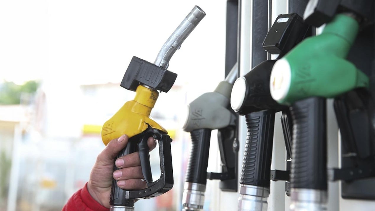 Benzine büyük indirim yolda.