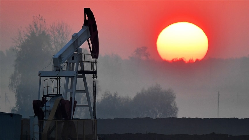 Brent petrol düştü.