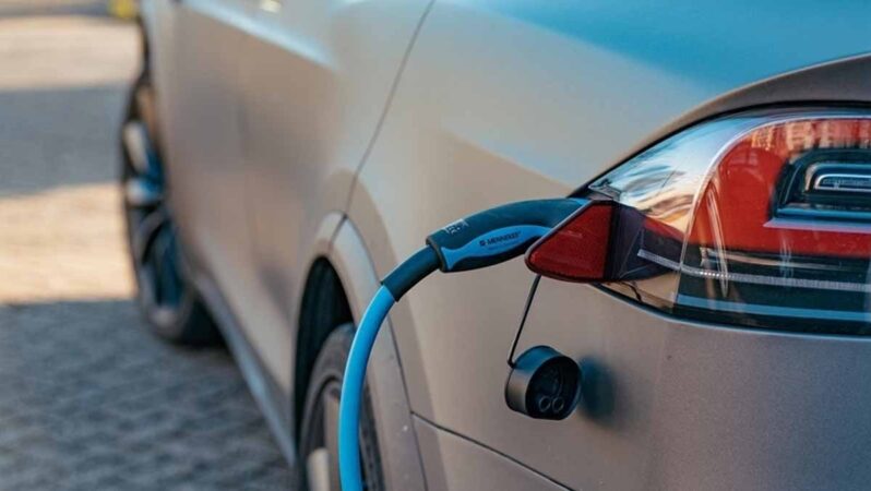 Elektrikli araç devrimindeki saklı tehlike: Kimsenin fark etmediği kriz yaklaşıyor!
