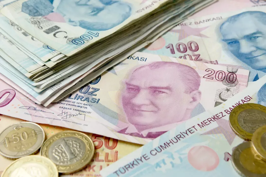 En düşük emekli maaşına zam yapılacak mı? AKP ‘Gündemimizde yok’ dedi ama görüşme tarihi açıkladı.