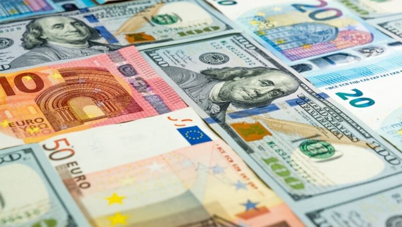 Euro, dolar karşısında son 7 haftanın tepe noktasında