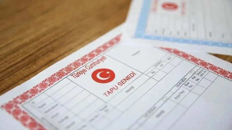 Ev alacaklar dikkat: Kırmızı mı, mavi mi? Bu tapuların farkı cebinizi etkileyebilir!