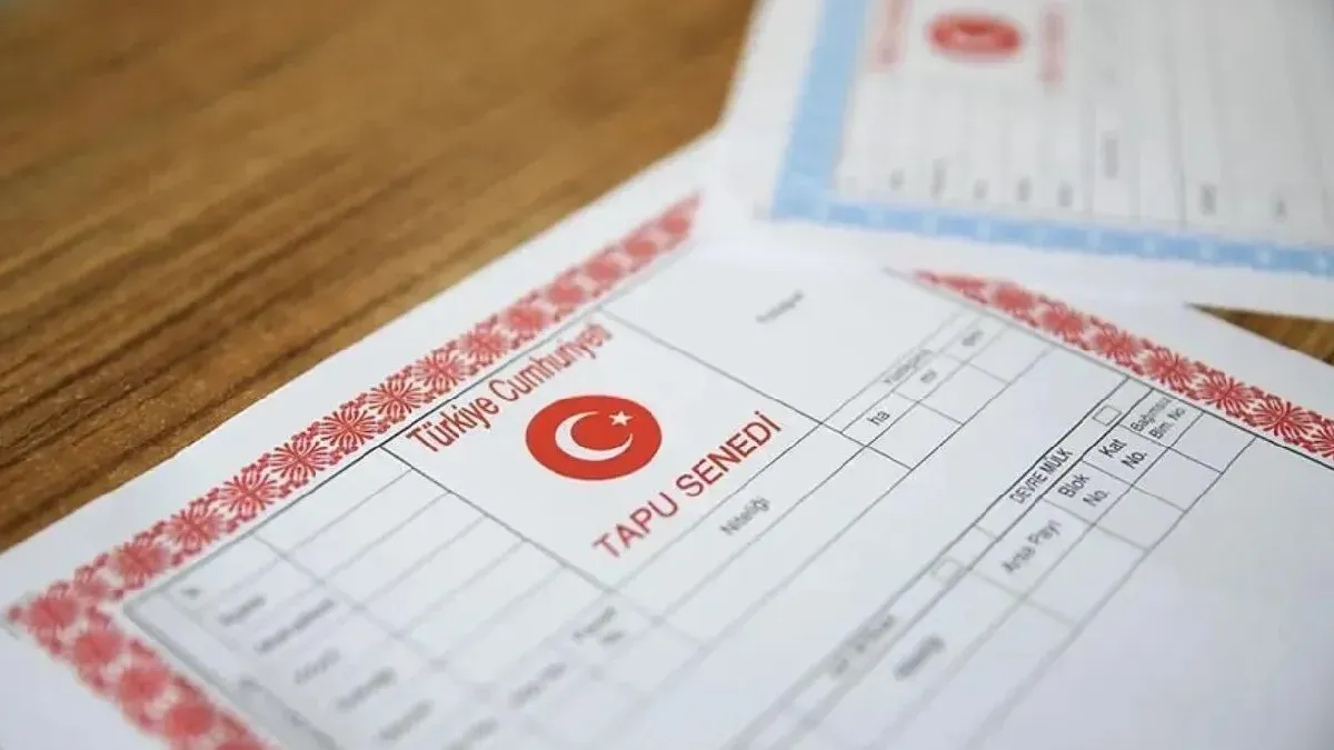 Ev alacaklar dikkat: Kırmızı mı, mavi mi? Bu tapuların farkı cebinizi etkileyebilir!