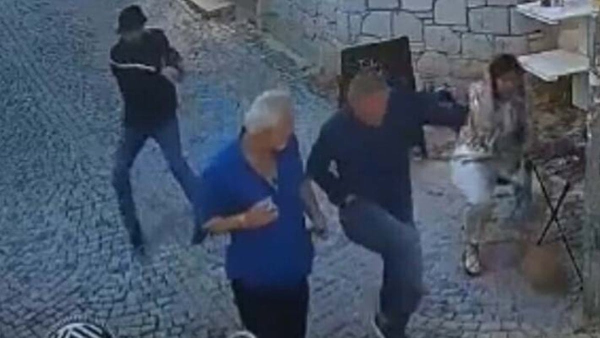 Holding sahibini sokak ortasında böyle vurdular: Kamera görüntüleri gün yüzüne çıktı.