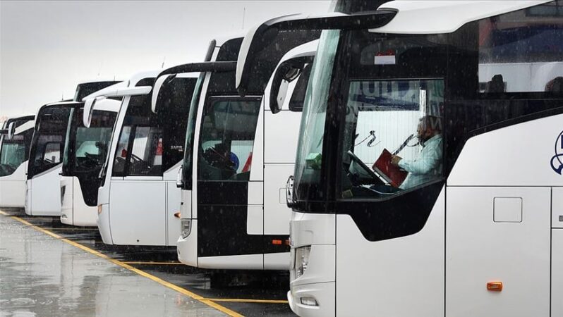 İki günde bilet fiyatları yüzde 41 arttı: Öğrenciler memleketlerine ulaşamadı