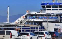 İzmir’de feribot bilet fiyatları artırıldı.