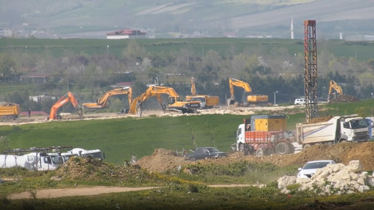 Kanal’da büyük bir alan imara açıldı.