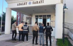 Kastamonu Tosya’da uyuşturucu baskını: 2 kişi gözaltına alındı