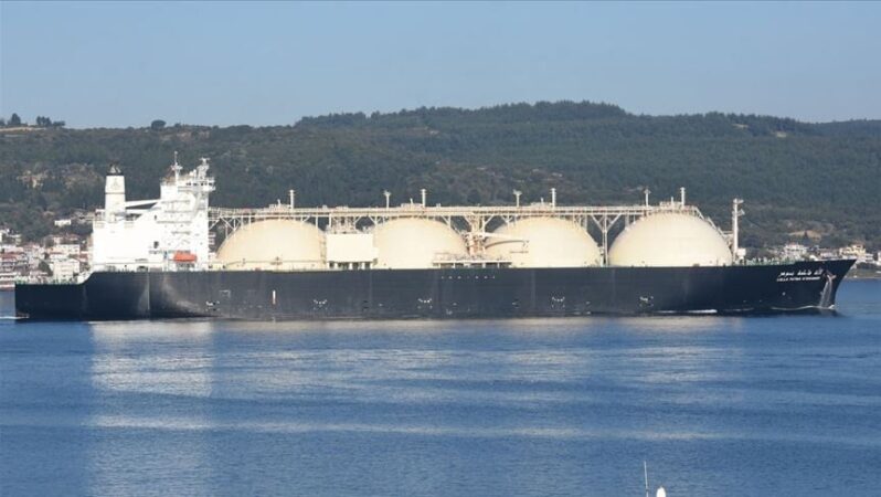 Küresel enerji piyasasında geçen yıl 78 yeni LNG anlaşması yapıldı.