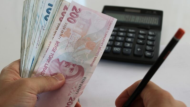 Maaş ödemelerinde değişiklik: Faizli olarak SGK’ya geri ödeme yapmak zorunda kalabilirsiniz!