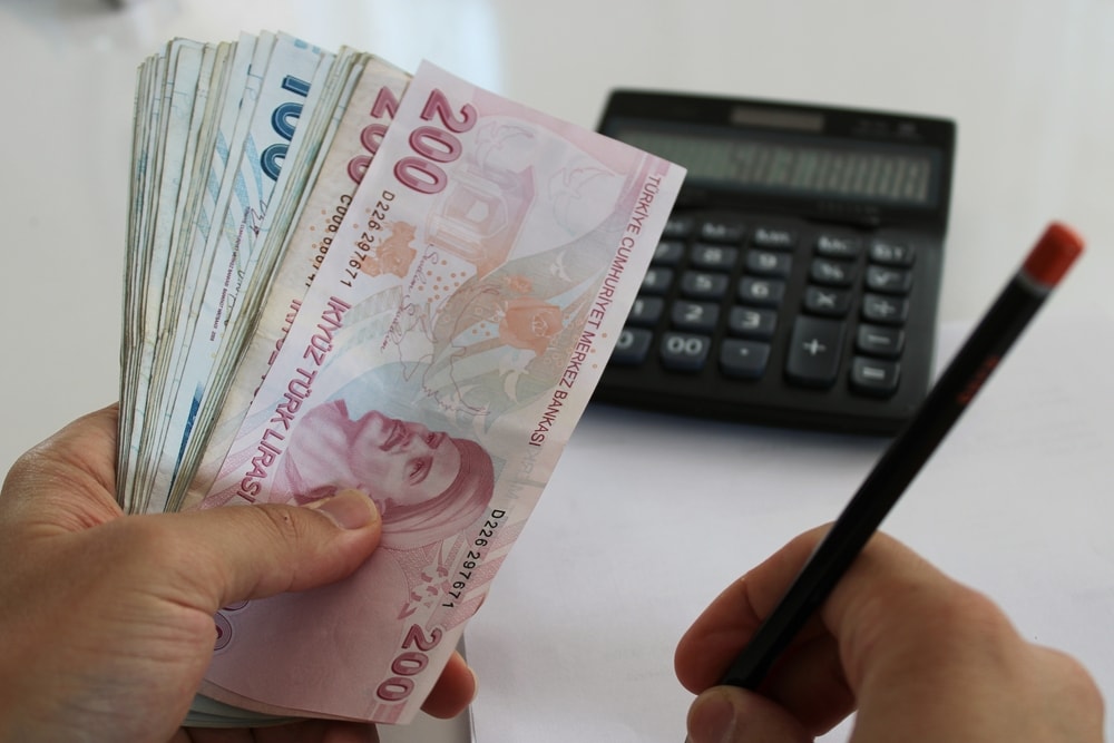 Maaş ödemelerinde değişiklik: Faizli olarak SGK’ya geri ödeme yapmak zorunda kalabilirsiniz!