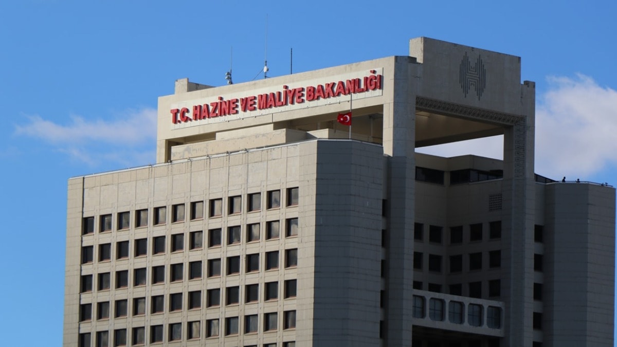 Milyonlar ara zam bekliyor, kaymağı ‘çifte maaşlılar’ alıyor.