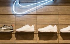 Nike, Çin üretimini düşürüyor: ABD tüketicisi yeni fiyat artışına hazırlanıyor.