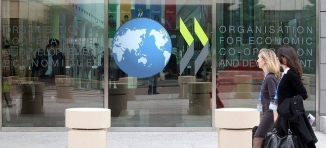 OECD, Türkiye’nin büyüme tahminini azalttı.