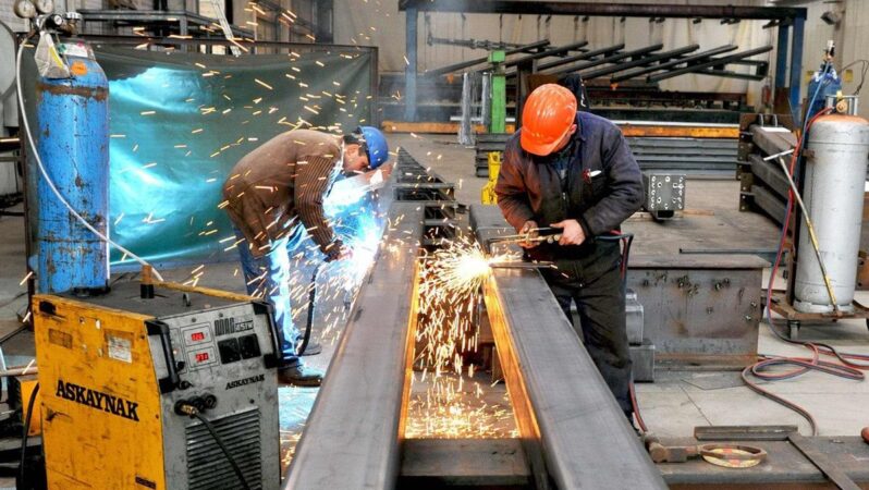 Sanayi üretiminde tehlike: Bir yıl içindeki en büyük azalma