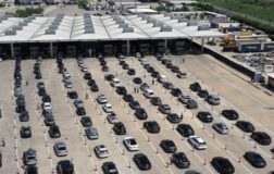 Sınır kapılarındaki trafik düzeni tamamen yeniden düzenlendi.